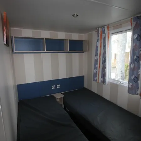 Mobil-home 6 Personnes Eurolac Bord Kemping *